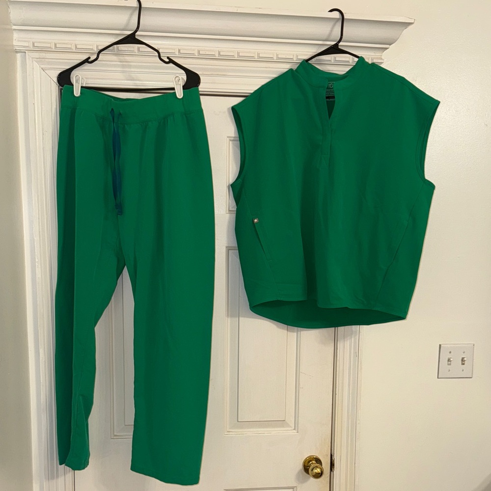 Figs Vibrant Green Women's scrub pants and Sleeveless scrub Top